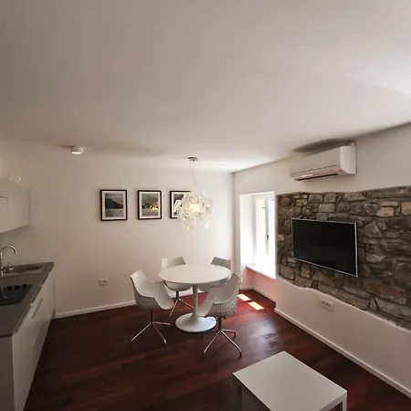 Historic Center Shelter Apartment Piran