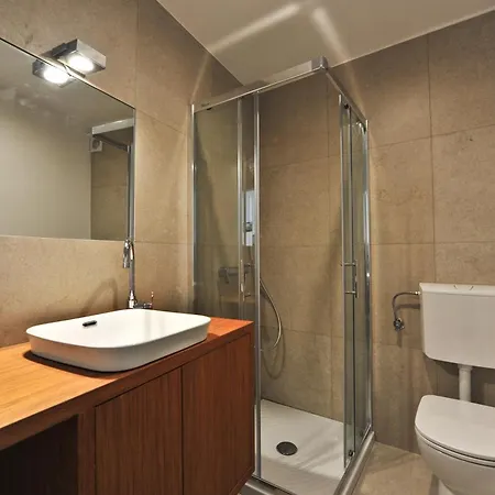 Historic Center Shelter *